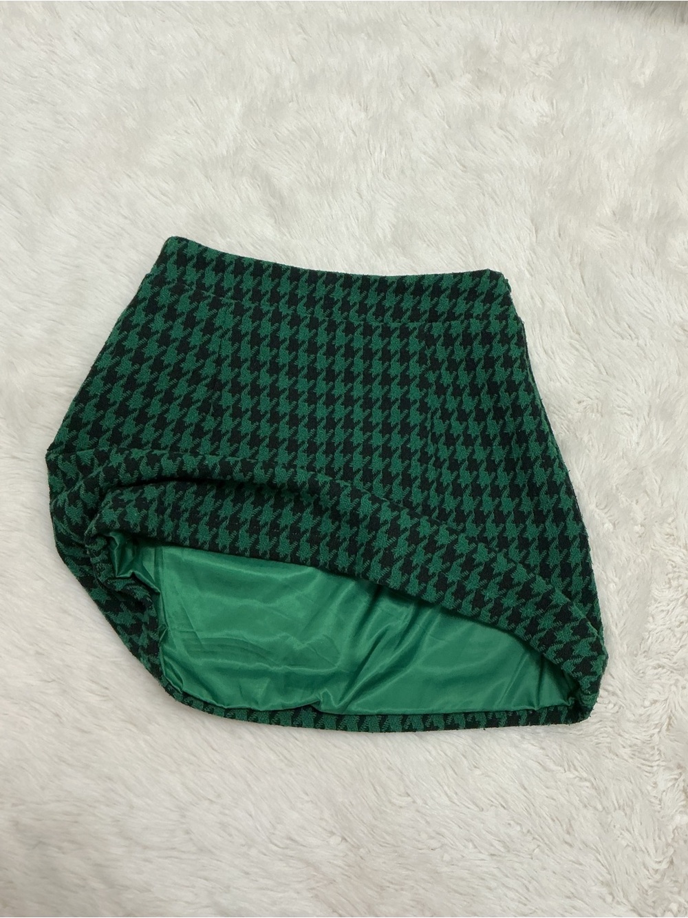 SHEIN - Green & Black Houndstooth Knit Vest Set - Picture 9 of 14